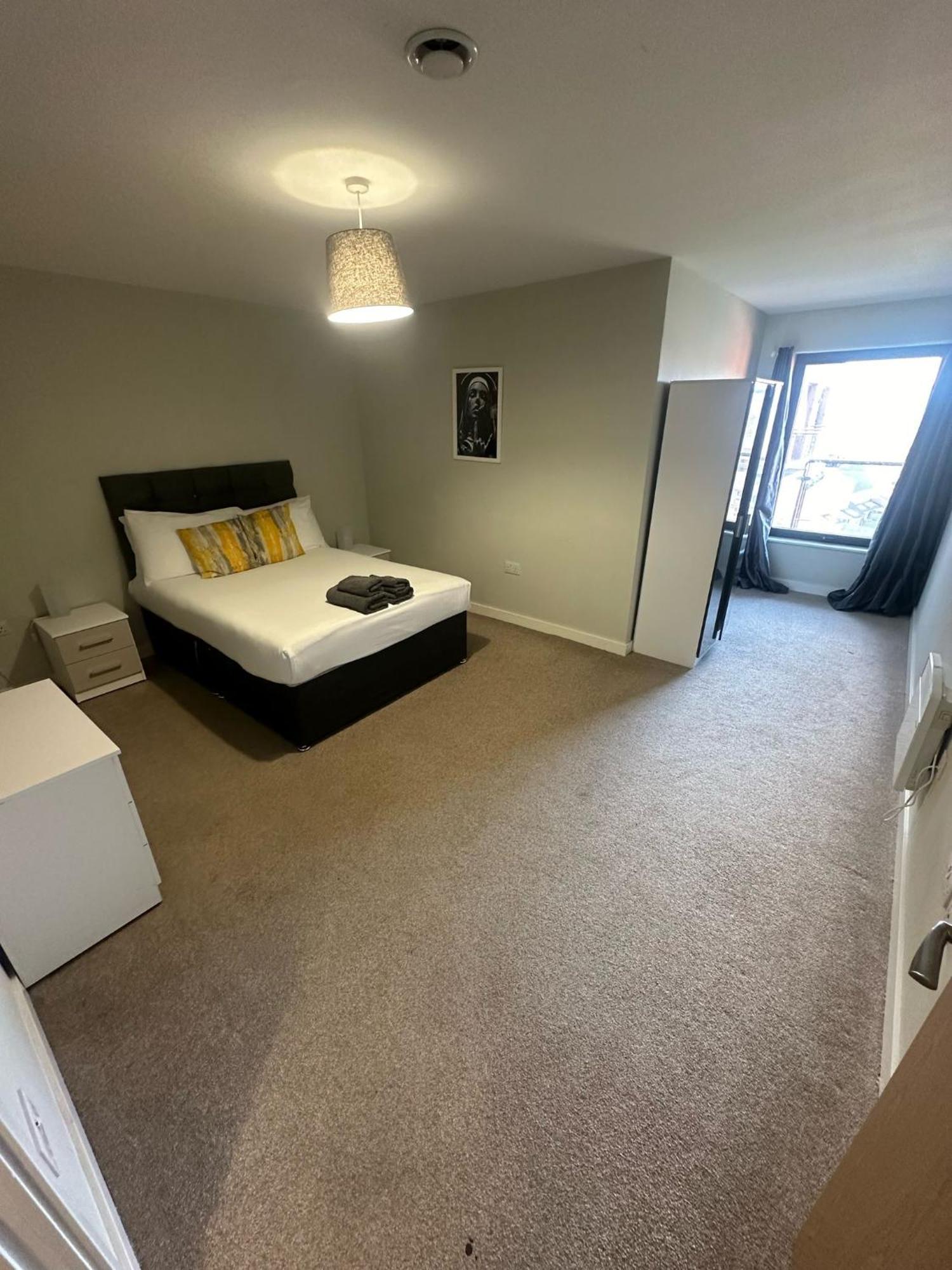 Beehosting Adelphi Wharf Aparthotel *